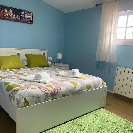 Duplex En Vigo, Zona De Bouzas, Cerca De Playas *