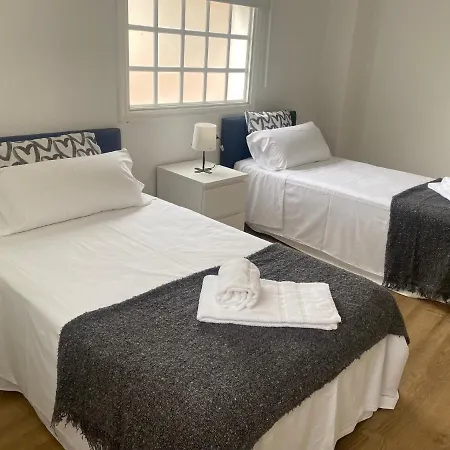 Duplex En Vigo, Zona De Bouzas, Cerca De Playas *