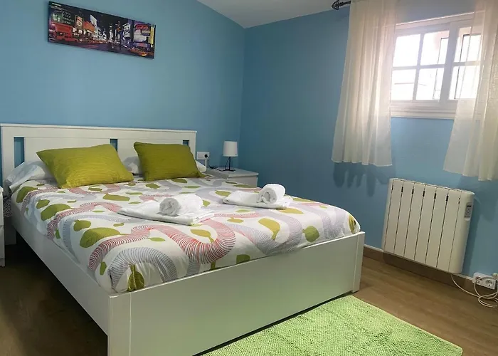 Duplex En Vigo, Zona De Bouzas, Cerca De Playas *